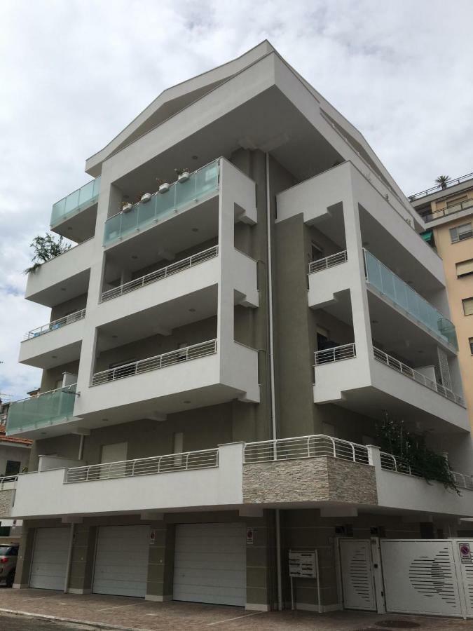 סן בנדטו דל טרנטו Appartamento Acquamarina מראה חיצוני תמונה